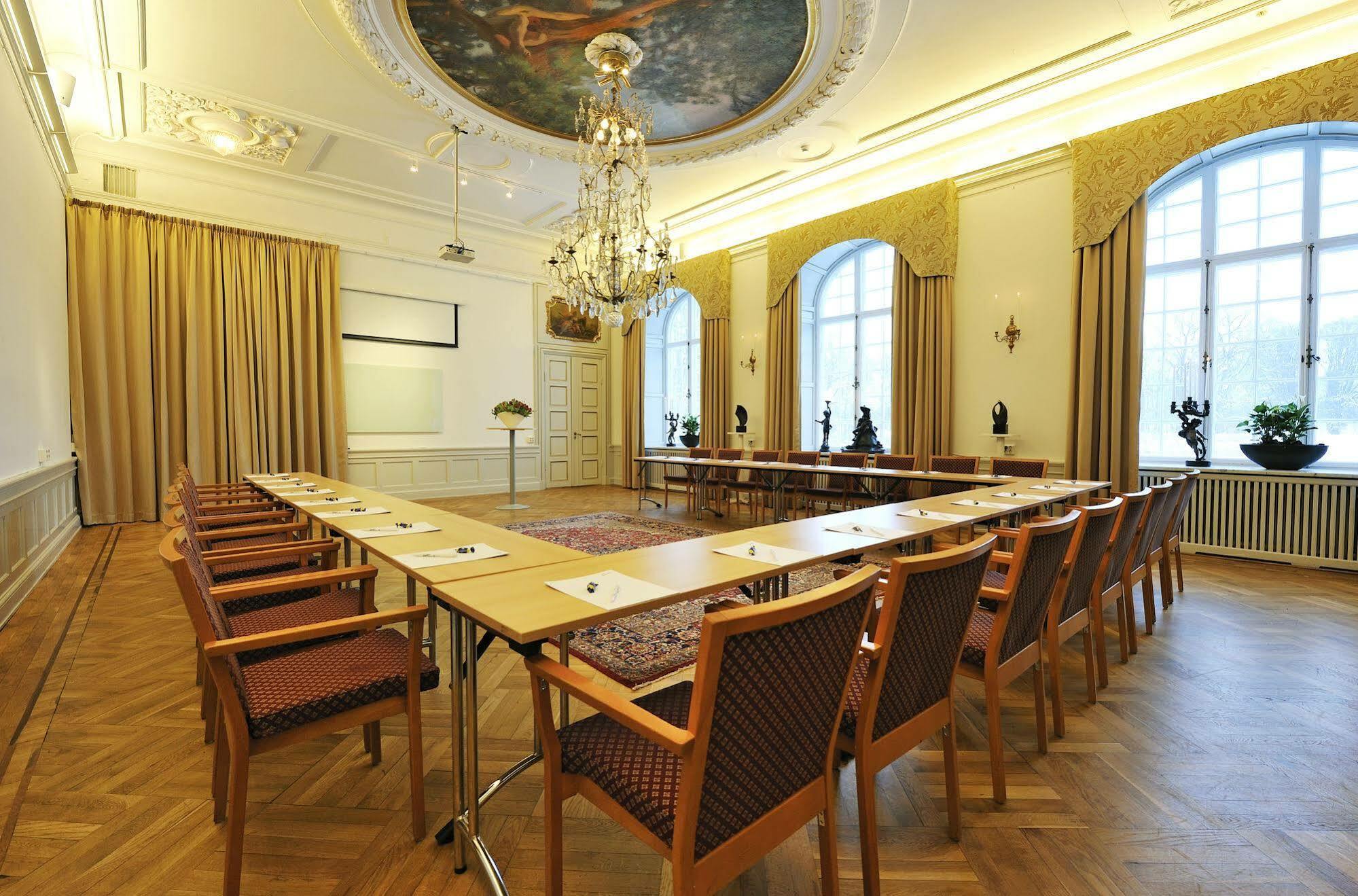 מלון Täby Naesby Slott מראה חיצוני תמונה